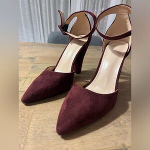 Elegant Burgundy Heels